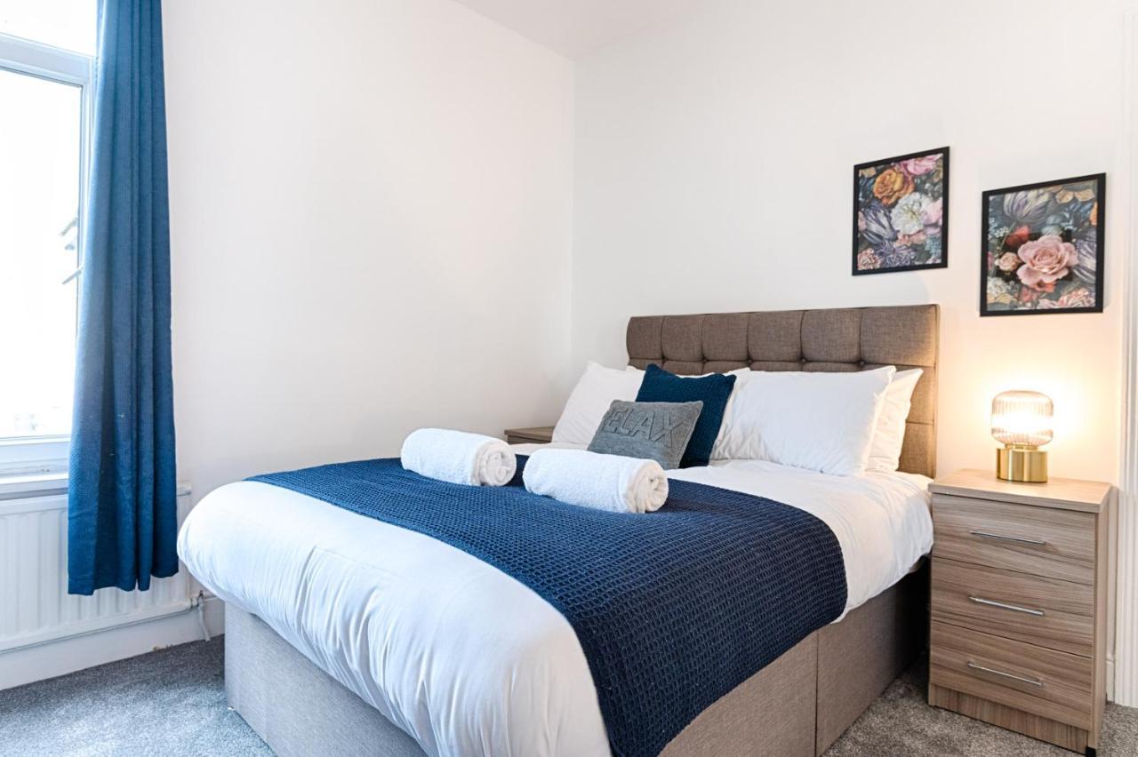 Make This Your Base! Tv In Every Bedroom! Merthyr Tydfil Esterno foto